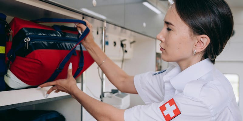 Vantagens de contratar ambulância particular para um evento da sua empresa